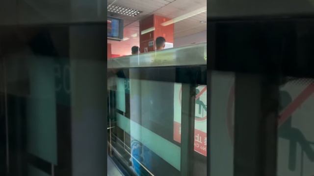 重慶李子壩地鐵站 Liziba Station,Chongqing Rail Transit Line 2 смотреть онлайн