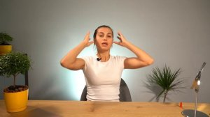 Как подтянуть овал лица? В этом видео 4 действенных упражнения фейсфитнес для омоложения лица