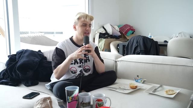 Kevins Mum war mit im Club смотреть онлайн