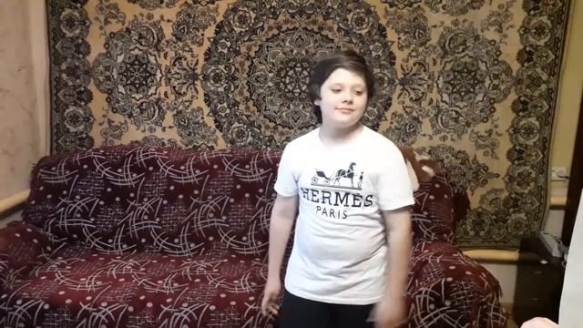 В ДОМЕ 8.16 КОТ ЖИВЕТ