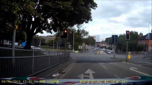 AV62 PUH speeds through a red light