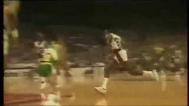 Clyde Drexler - The Glide смотреть онлайн