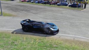Bugatti Bolide vs Devel Sixteen at Miseluk