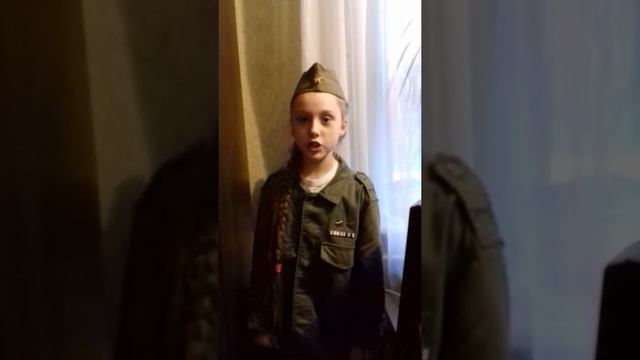 Ирина Тимошенко Юлия Друнина стих: "Зинка" ДЕНЬ ПОБЕДЫ! смотреть онлайн