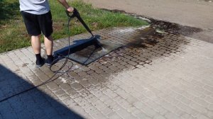 Помыть стол сотовый лазерного гравера?