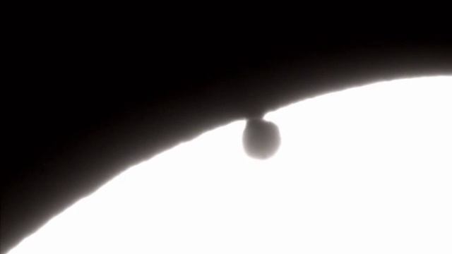 Черная капля / Black drop смотреть онлайн