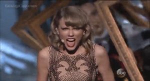 Taylor Swift – Blank Space (Live @ American Music Awards 2014) 23 11 2014