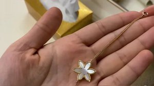 ASMR чистка позолоченного браслета способ которым можно чистить бижутерию