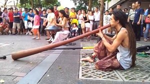 Ханг и диджериду [Hang and Didgeridoo]