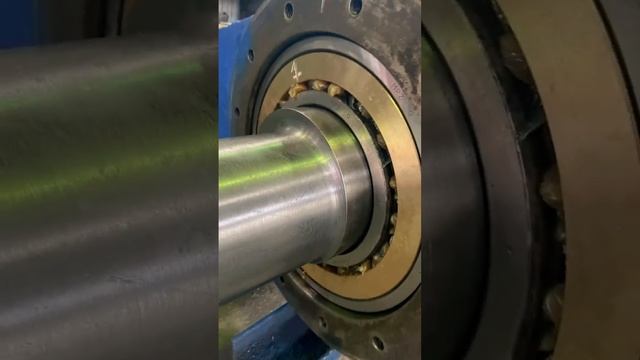 Капитальный ремонт щеки дробилки СМД-109А смотреть онлайн