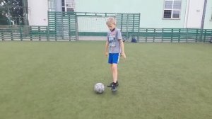 КАК БИТЬ С ЗАКРУТКОЙ?! //  ОБУЧЕНИЕ КРУЧЁНОМУ УДАРУ ОТ "FUT BOYS" VS ОТ "ЖИВОЙ ФУТБОЛ"!!!