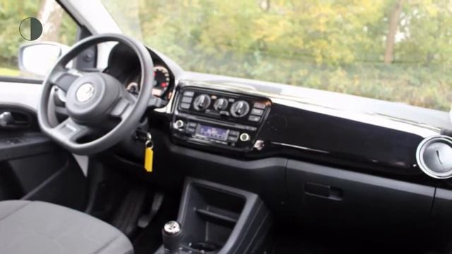 Volkswagen up! 1.0 60pk 5drs Move up! Executive смотреть онлайн