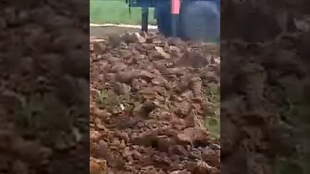 Устройство бурок Ф 400 мм под ростверковый фундамент при строительстве частного дома medium смотреть онлайн