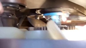 How to change the auxiliary drive belt on a Toyota Hilux Mk6 Vigo D4D