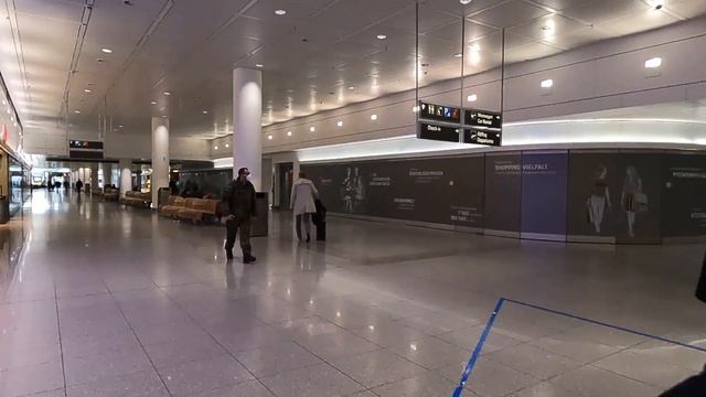 Germany - Munich International Airport - MUC (Flughafen München) смотреть онлайн