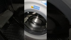видео отзыв о стиральной машинке индезит EWSB 5085 ( СТОИТ ЛИ ЕЁ ПОКУПАТЬ?)