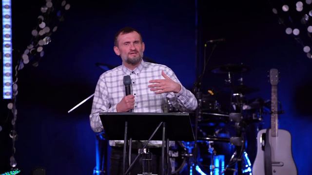 Егор Степанищев /Воскресное богослужение / Прямая трансляция / Церковь Христа Воскресшего смотреть онлайн