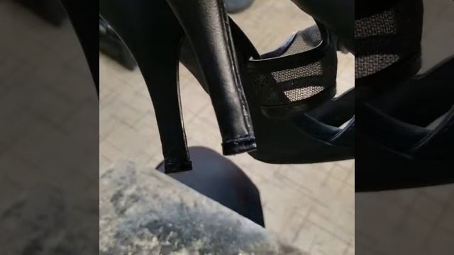 Восстановление каблука и установка набойки смотреть онлайн