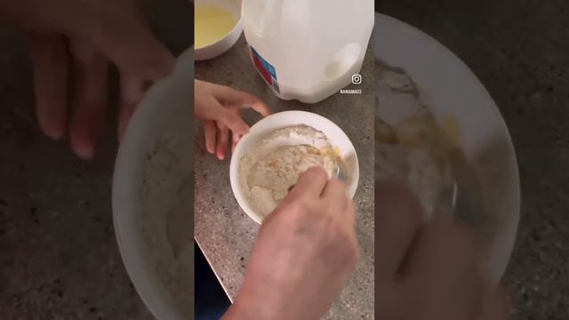 Easy 4 Ingredient Fluffy Pancake #food #cooking #recipe смотреть онлайн