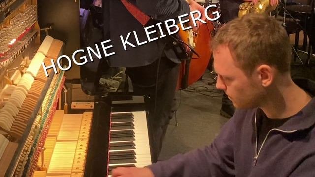Commitment LIVE