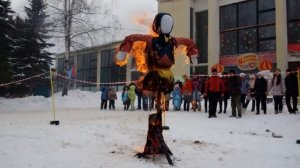 Масленица в Запрудне. Слайд Гори Масленица! Март 6, 2011.