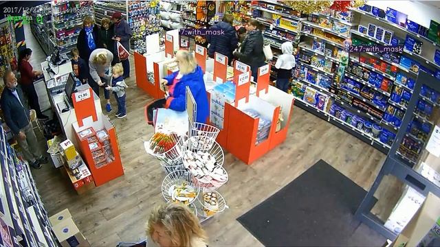 Face Mask Detection and Tracking using yolov7 and deep sort algorithm смотреть онлайн