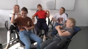 2021 10 04 Поздравление педагогов школы №1 с Днём учителя от 5а класса