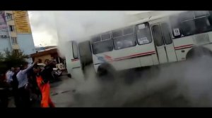 Автобус попал в кипяток в Красноярске. Люди сварились заживо