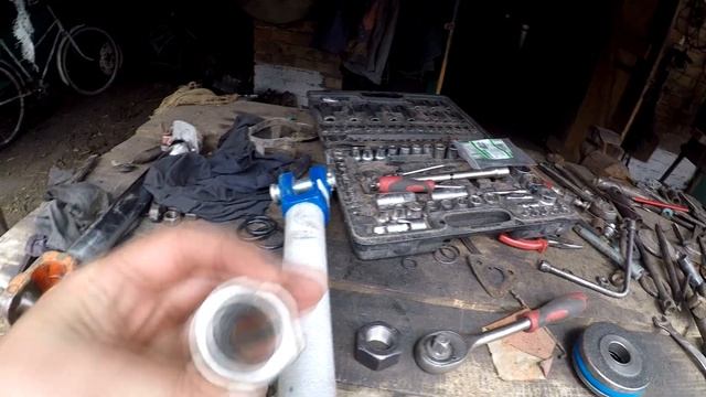 Подтекает цилиндр Т40. Ремонт Цилиндра ЦС 100 смотреть онлайн