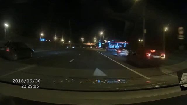 Почти ДТП (съезд с северного моста на правый берег, Воронеж) смотреть онлайн