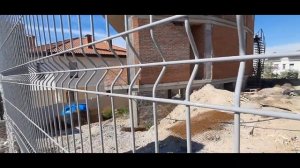 Комбинированный забор из 3д сетки и габионов