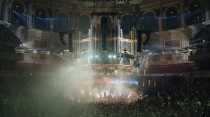 Watch Bonobo and organist Anna Lapwood perform 'Otomo' live at the Royal Albert Hall