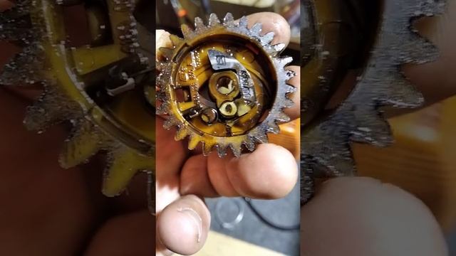 STIHL FS 130 устройство распределительной шестерни. смотреть онлайн