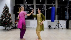 Индийский танец бхангра "Танцуй вместе с нами". Огнева Дарья и Богодайко Анастасия