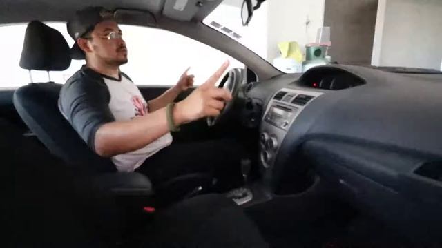 ¿VALE LA PENA COMPRAR UN YARIS 2013 USADO ? смотреть онлайн