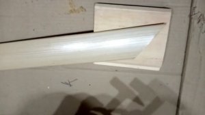 Как установить наличники на межкомнатную дверь