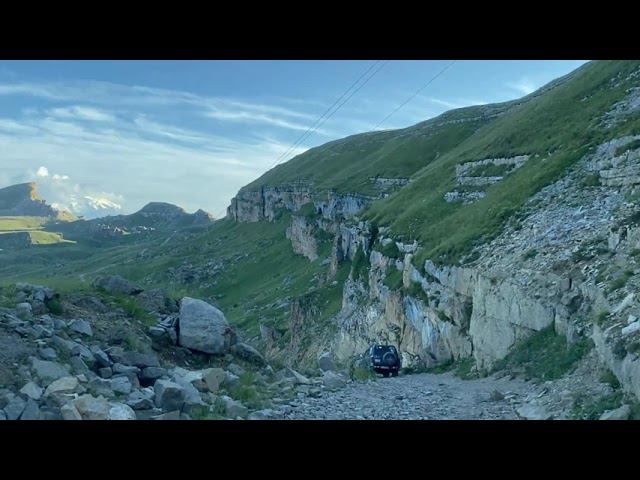 Приэльбрусье, август 2021. Дорога от плато Бермамыт на Джилы-Су смотреть онлайн