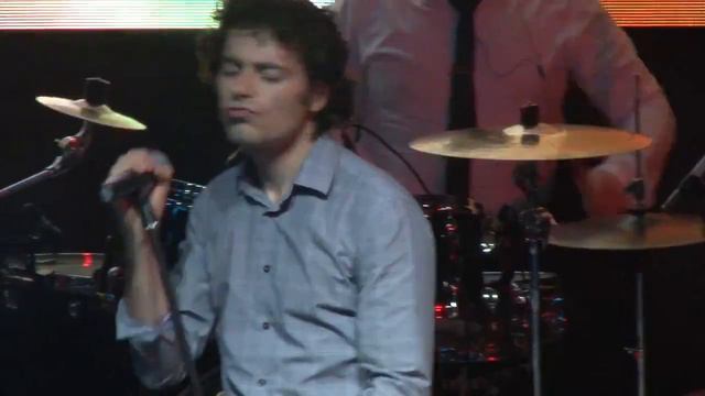 ''Русский Хит'' - BAILA MORENA смотреть онлайн