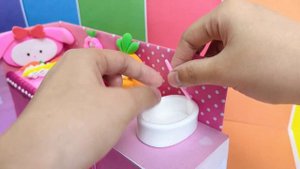 Build a house out of cardboard and colored clay - With Ahh Clay