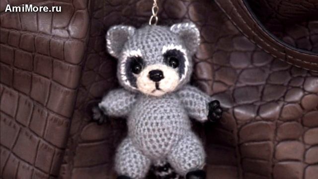 Амигуруми: схема Енотик брелок. Игрушки вязаные крючком - Free crochet patterns.