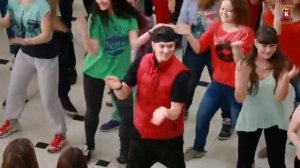 Флешмоб "Дружба" в ТЦ Гринвич 16.03.14 Екатеринбург