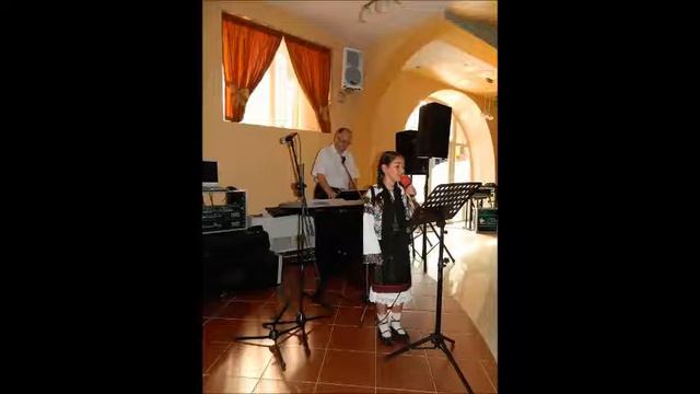 Lavinia Biserică - Foaie verde şi-o sipică смотреть онлайн