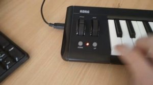 Миди клавиатура Korg microkey2-37