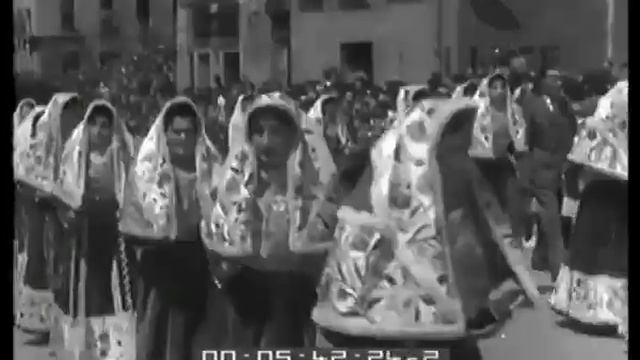 Celebrata a Cagliari la festa di S. Efisio. смотреть онлайн