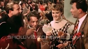 Видеопоздравление из кинофильмов для компании и сотрудников с новым годом!