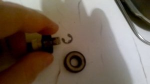 РЕМОНТ ХЛЕБОПЕЧКИ ВЫБИВКА САЛЬНИКА С ПОДШИПНИКОМ И УСТАНОВКА !