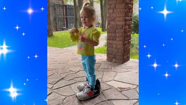 Дочка Леры Кудрявцевой показала родителям свой новый наряд смотреть онлайн