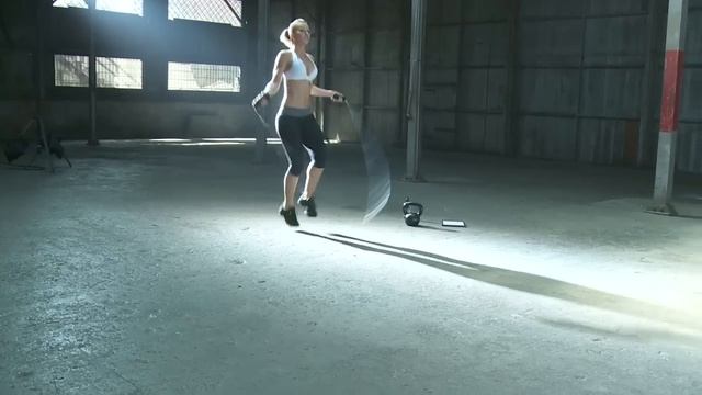 Zuzka Light - ZWOW 7 Time Challenge - Lets Get Ready - 3-1-2012 смотреть онлайн