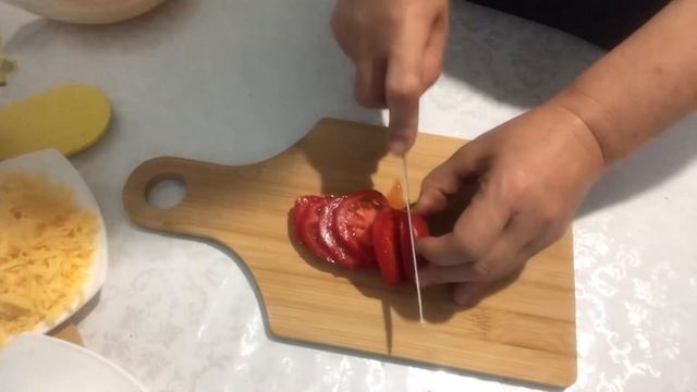 Вкусный завтрак из черствого хлеба,получиться очень свежий смотреть онлайн