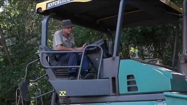 Дорожники приступили к ремонту улицы Павлуновского смотреть онлайн